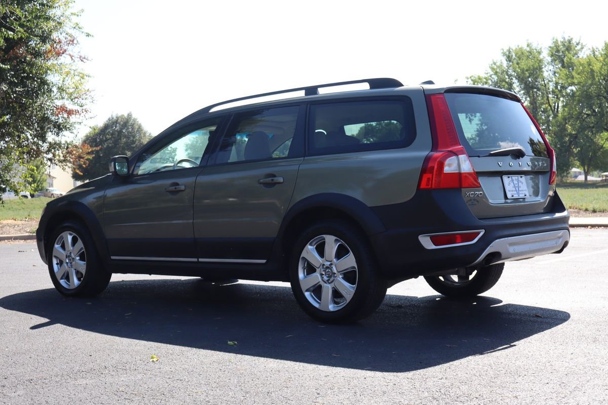 Used 2009 Volvo XC70 T6 image 7