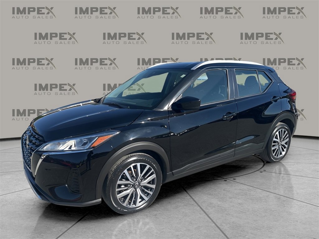 Used 2024 Nissan Kicks SV