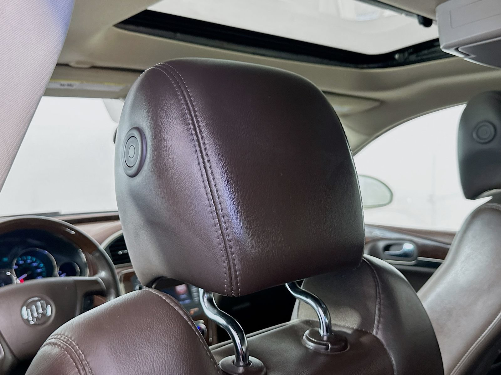 Used 2014 Buick Enclave Premium w/ Trailering Provision Package FWD image 27