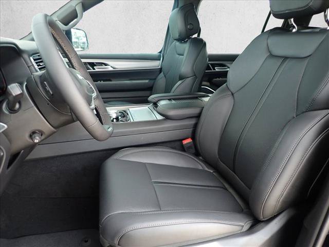 New 2026 Jeep Grand Wagoneer Limited AWD/4WD image 13