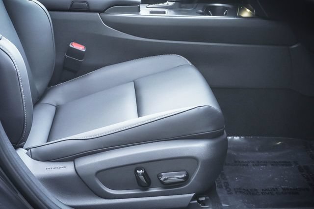 Used 2026 Lexus UX 300h FWD w/ Accessory Package (P1) image 25