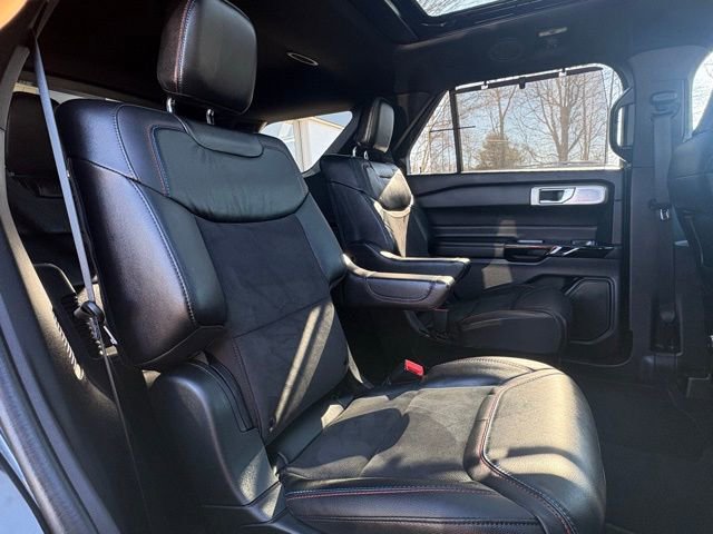 Used 2023 Ford Explorer ST w/ Equipment Group 401A image 34