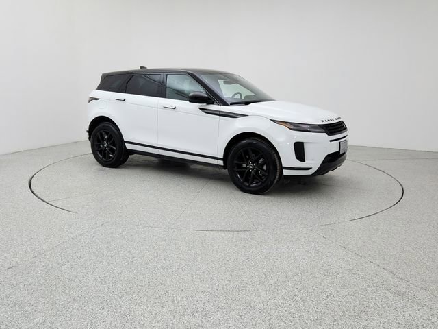 Used 2025 Land Rover Range Rover Evoque S image 3