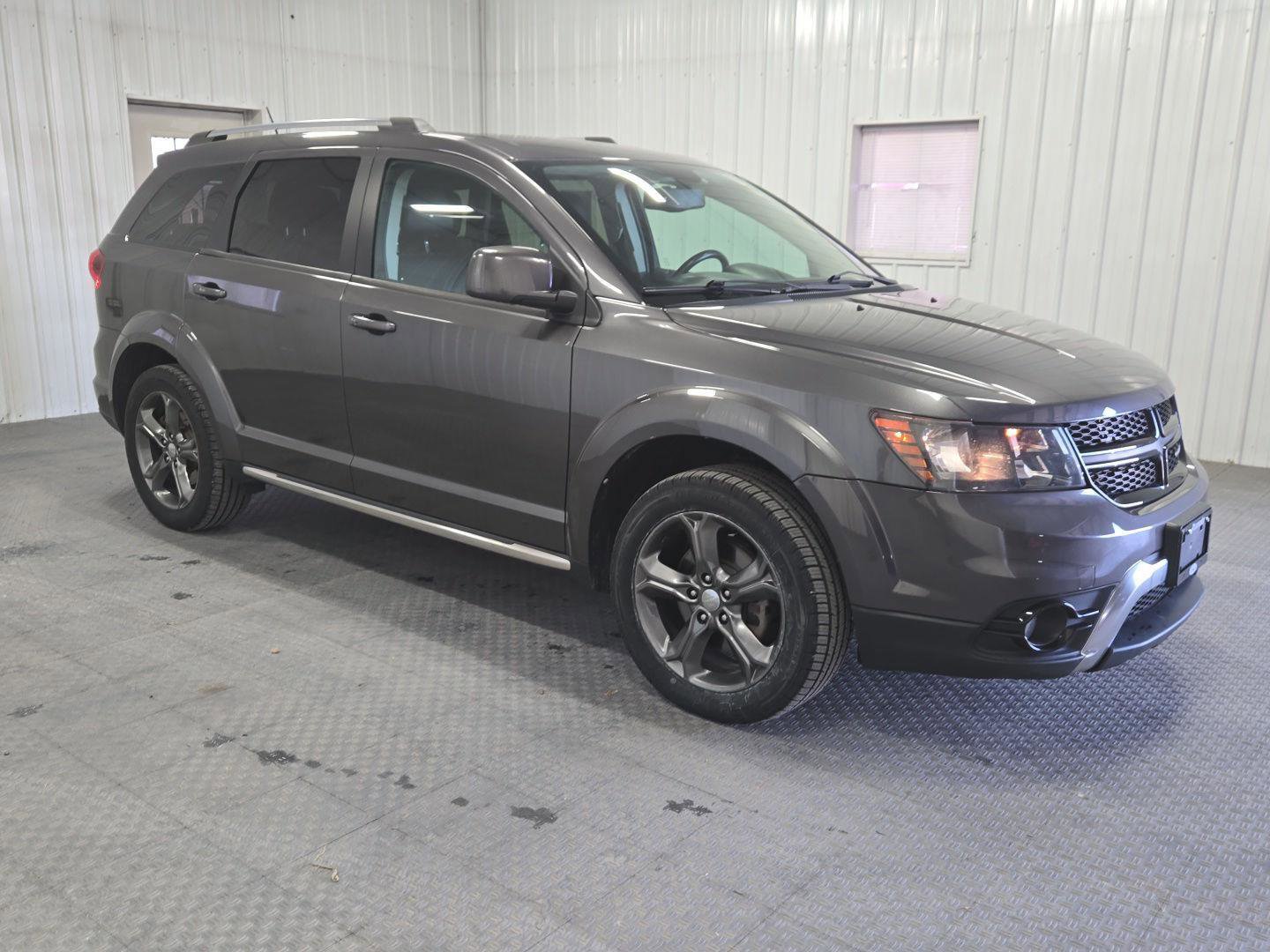 Used 2015 Dodge Journey Crossroad w/ Flexible Seating Group image 14