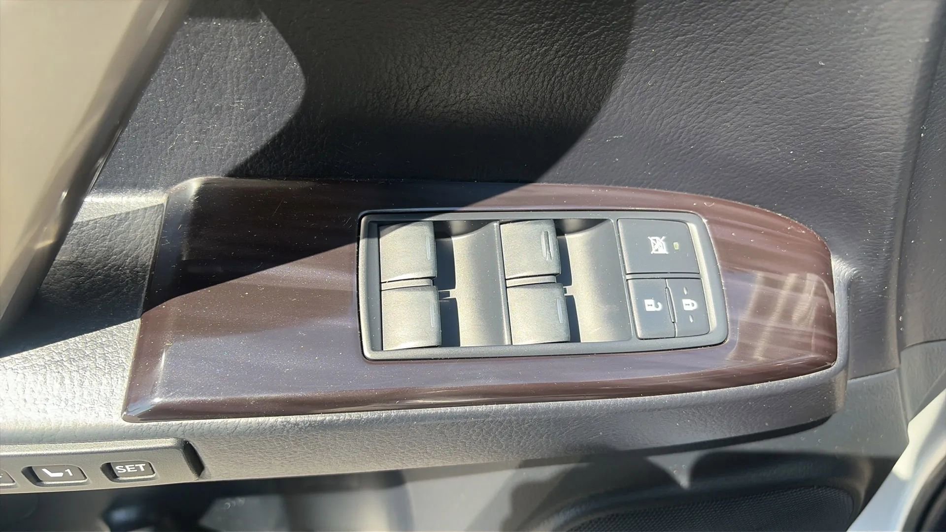 Used 2010 Lexus GX 460 image 30