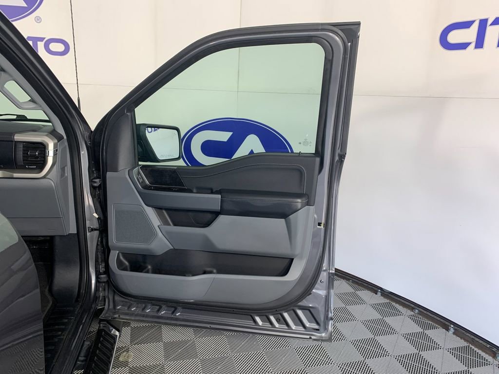 Used 2021 Ford F150 XLT w/ Equipment Group 302A High image 39