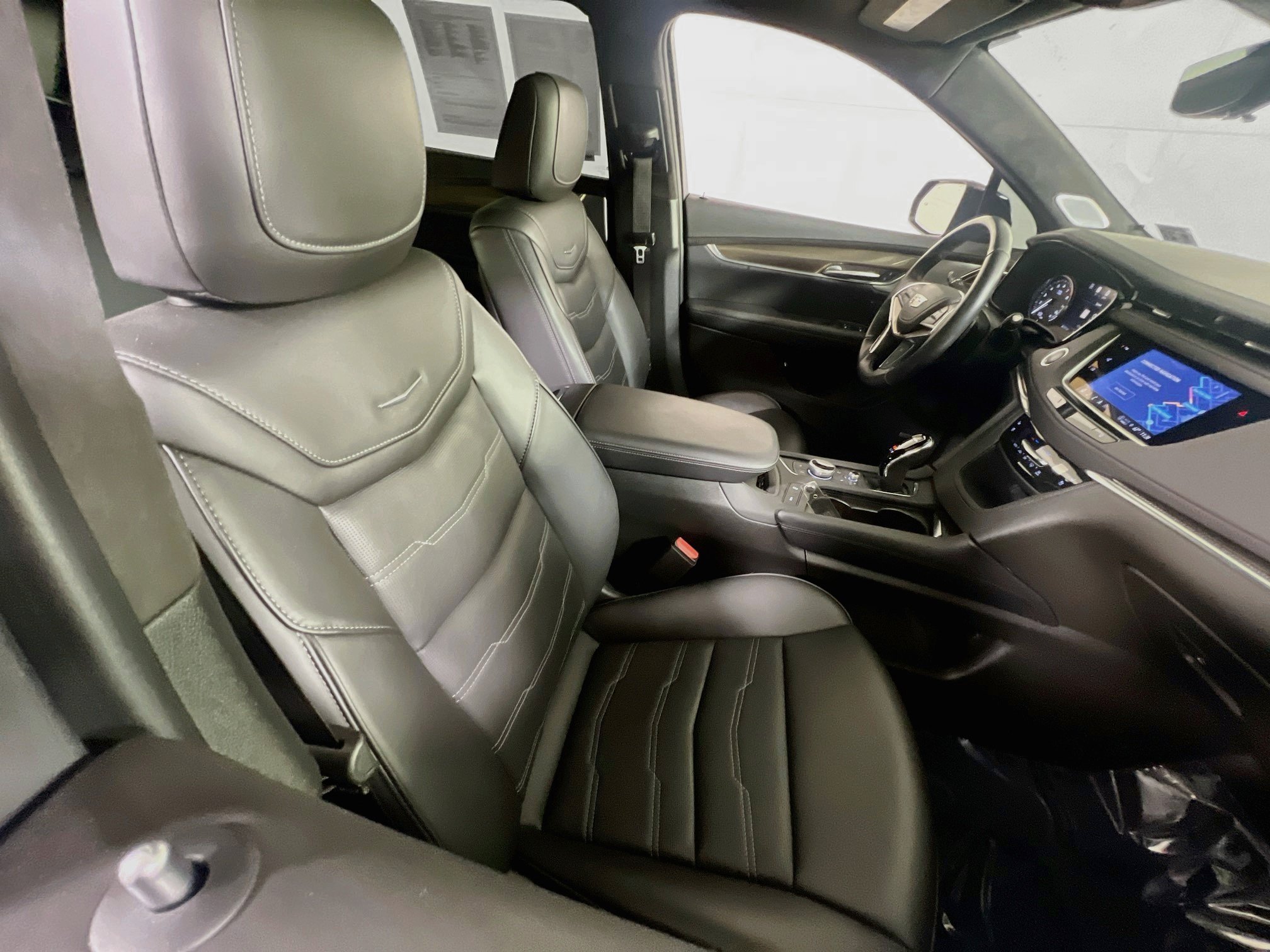 Used 2023 Cadillac XT5 Premium Luxury w/ Platinum Package AWD/4WD image 28
