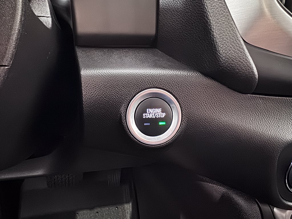 Certified 2024 GMC Terrain AT4 w/ Tech Package AWD/4WD image 20