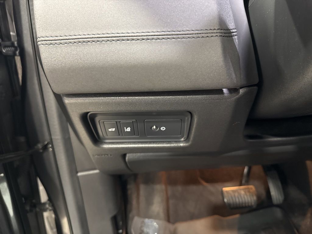 Used 2019 Land Rover Discovery Sport HSE AWD/4WD image 14
