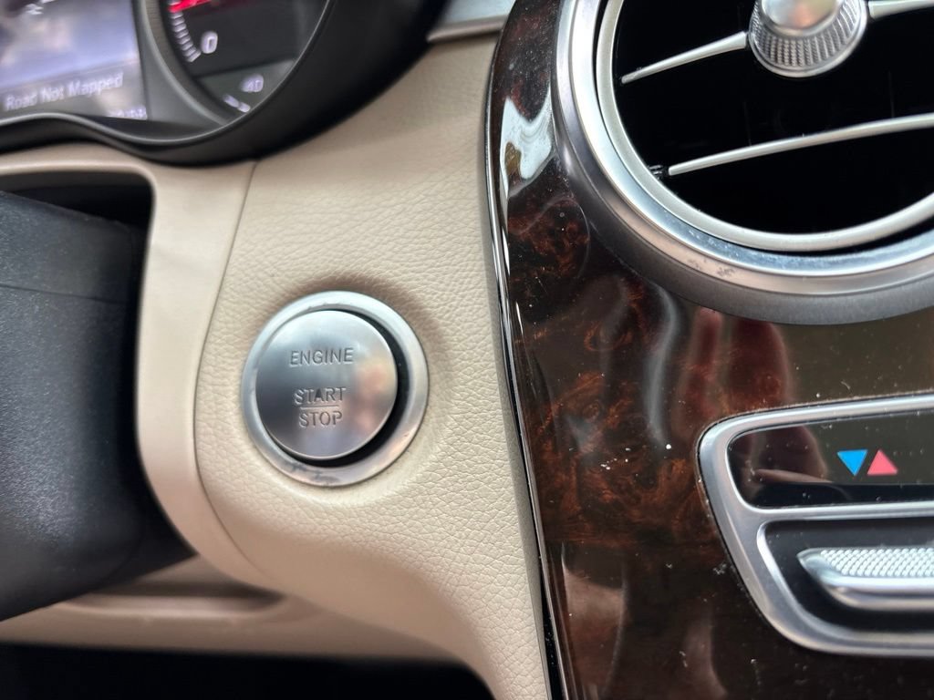 Used 2016 Mercedes-Benz GLC 300 4MATIC image 15