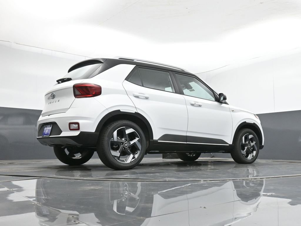 New 2026 Hyundai Venue SEL image 43