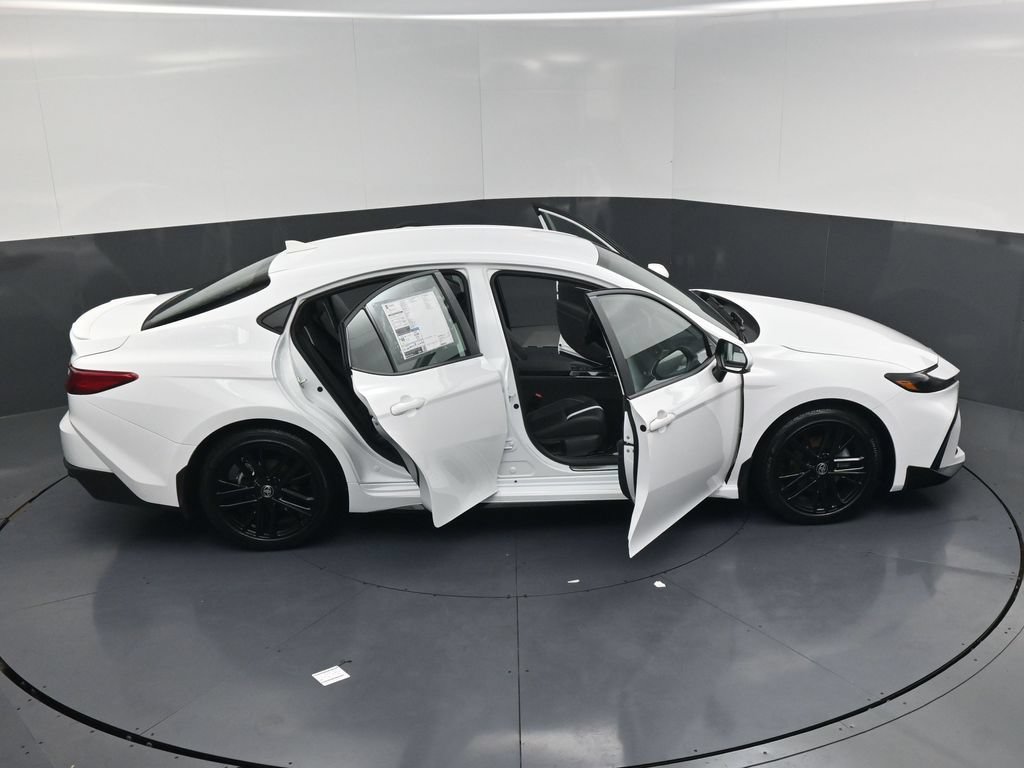 New 2026 Toyota Camry SE FWD image 22