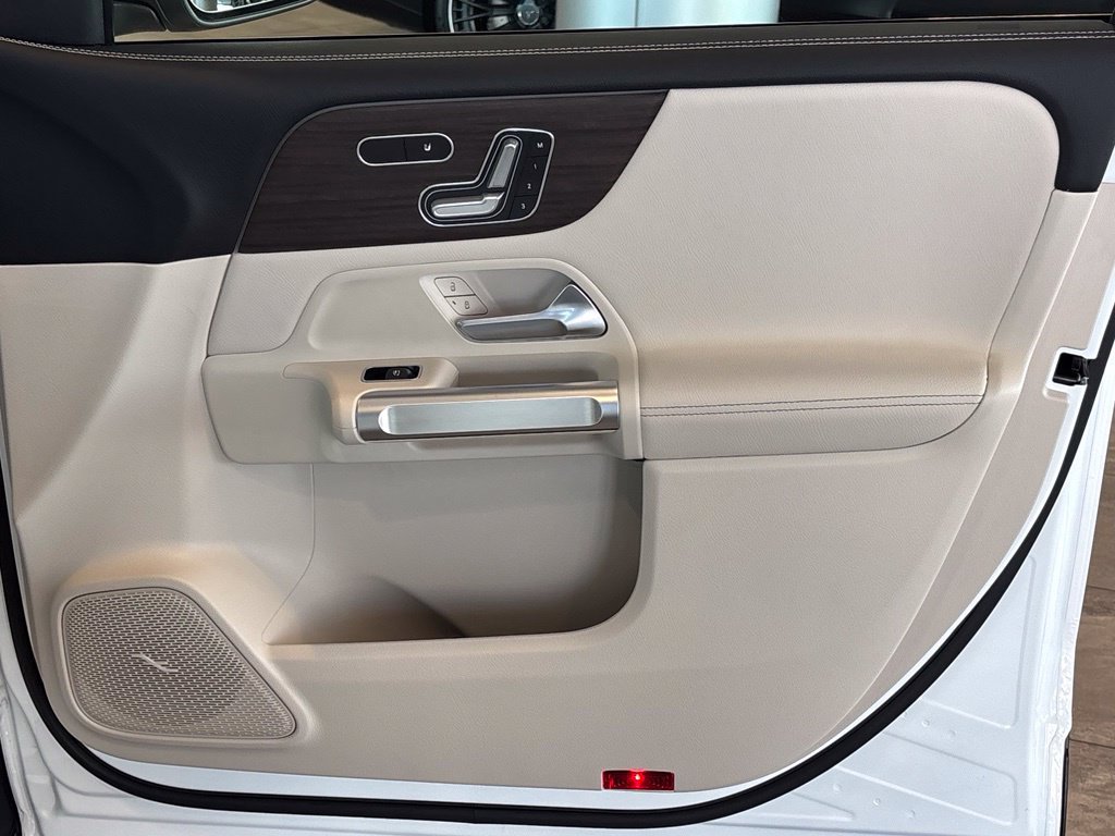 Certified 2026 Mercedes-Benz GLB 250 4MATIC image 35
