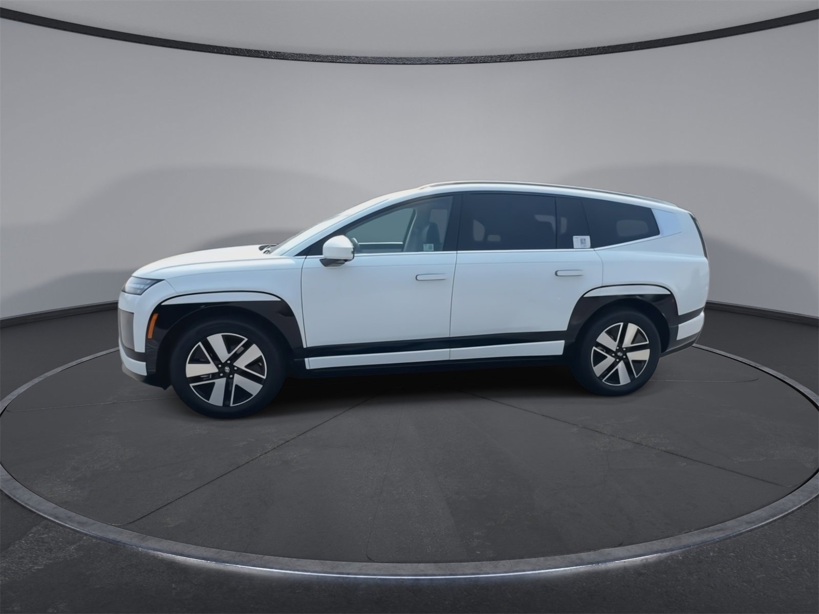 New 2026 Hyundai Ioniq 9 SEL image 5