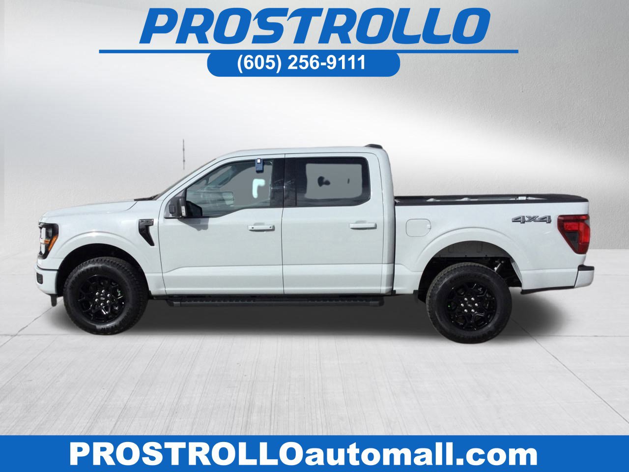 New 2026 Ford F150 XLT w/ Equipment Group 302A MID