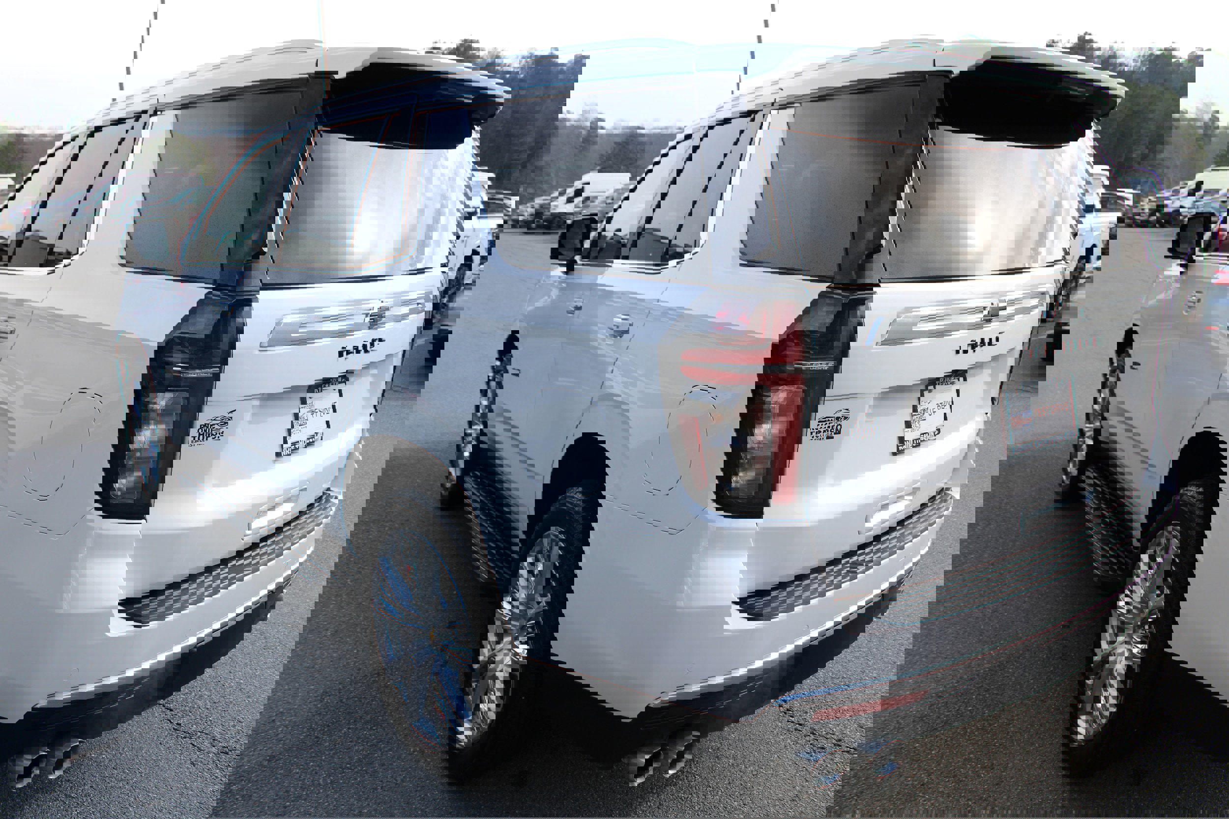 Used 2023 Chevrolet Tahoe High Country image 5