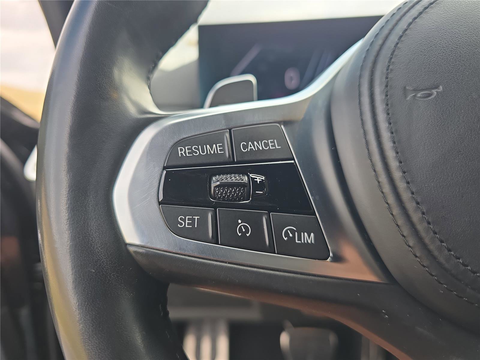 Certified 2023 BMW 330i 330i w/ M Sport Package image 21