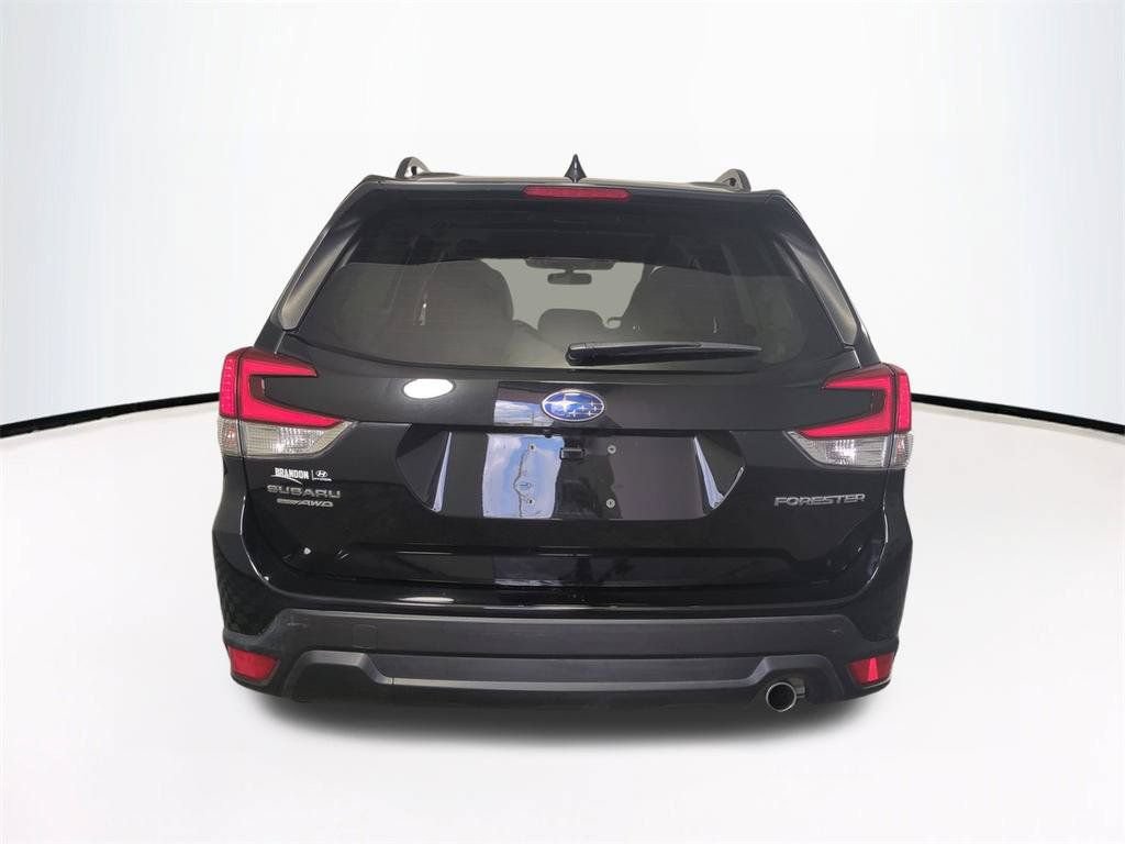 Used 2024 Subaru Forester Limited AWD/4WD image 6