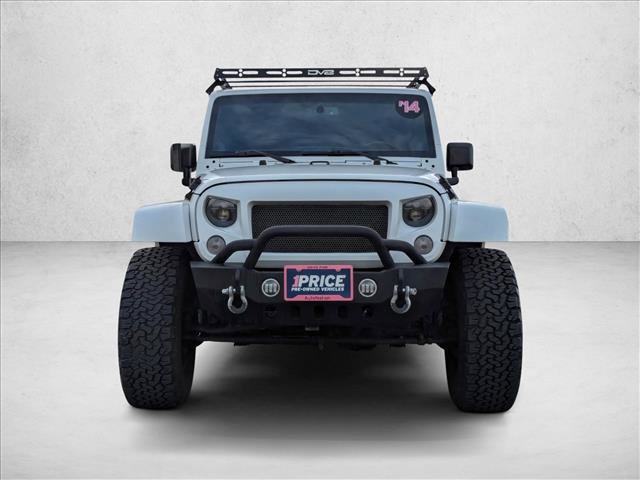 Used 2014 Jeep Wrangler Unlimited Sahara w/ Max Tow Package AWD/4WD video 2