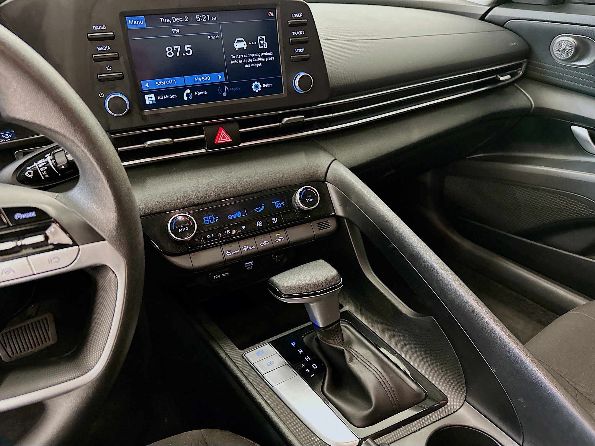 Used 2022 Hyundai Elantra SEL image 25