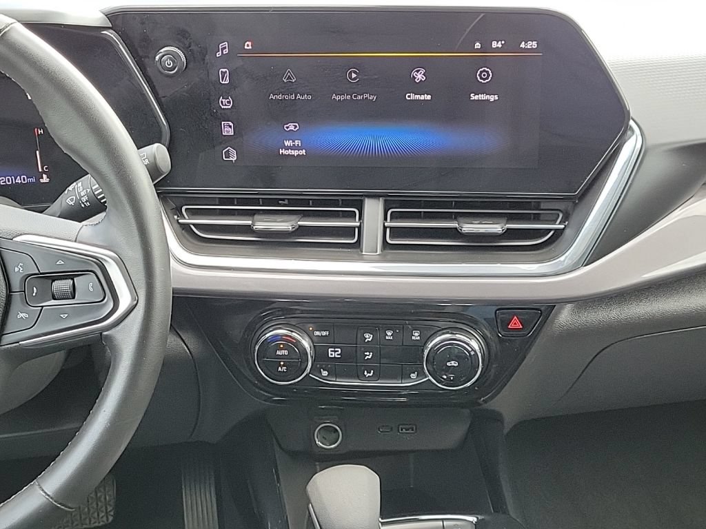 Used 2025 Chevrolet Trax ACTIV w/ Driver Confidence Package FWD image 23