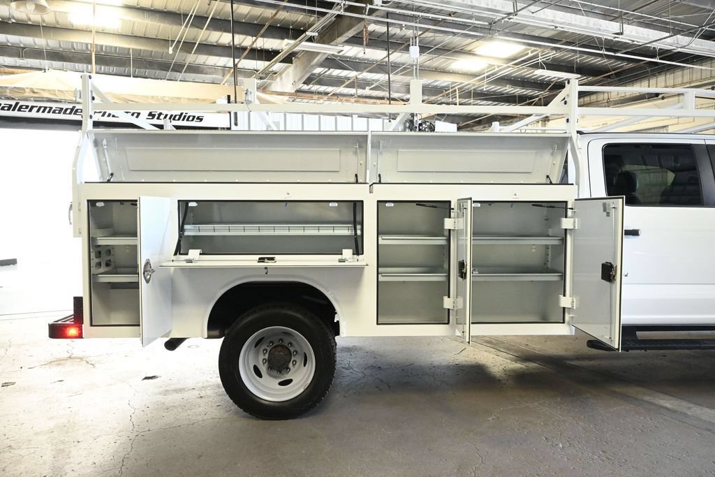 New 2026 Ford F450 XL w/ XL Chrome Package RWD image 36