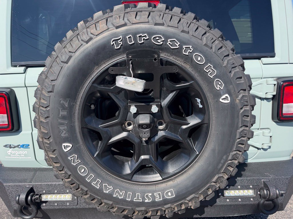Used 2023 Jeep Wrangler Unlimited w/ Sun & Screen Package AWD/4WD image 18