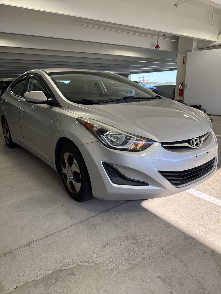 Used 2016 Hyundai Elantra SE FWD image 3