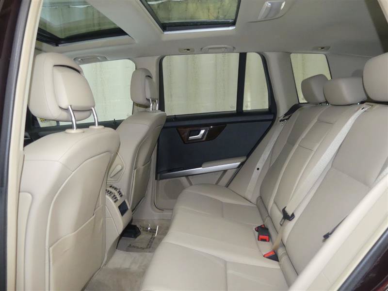 Used 2012 Mercedes-Benz GLK 350 4MATIC image 15