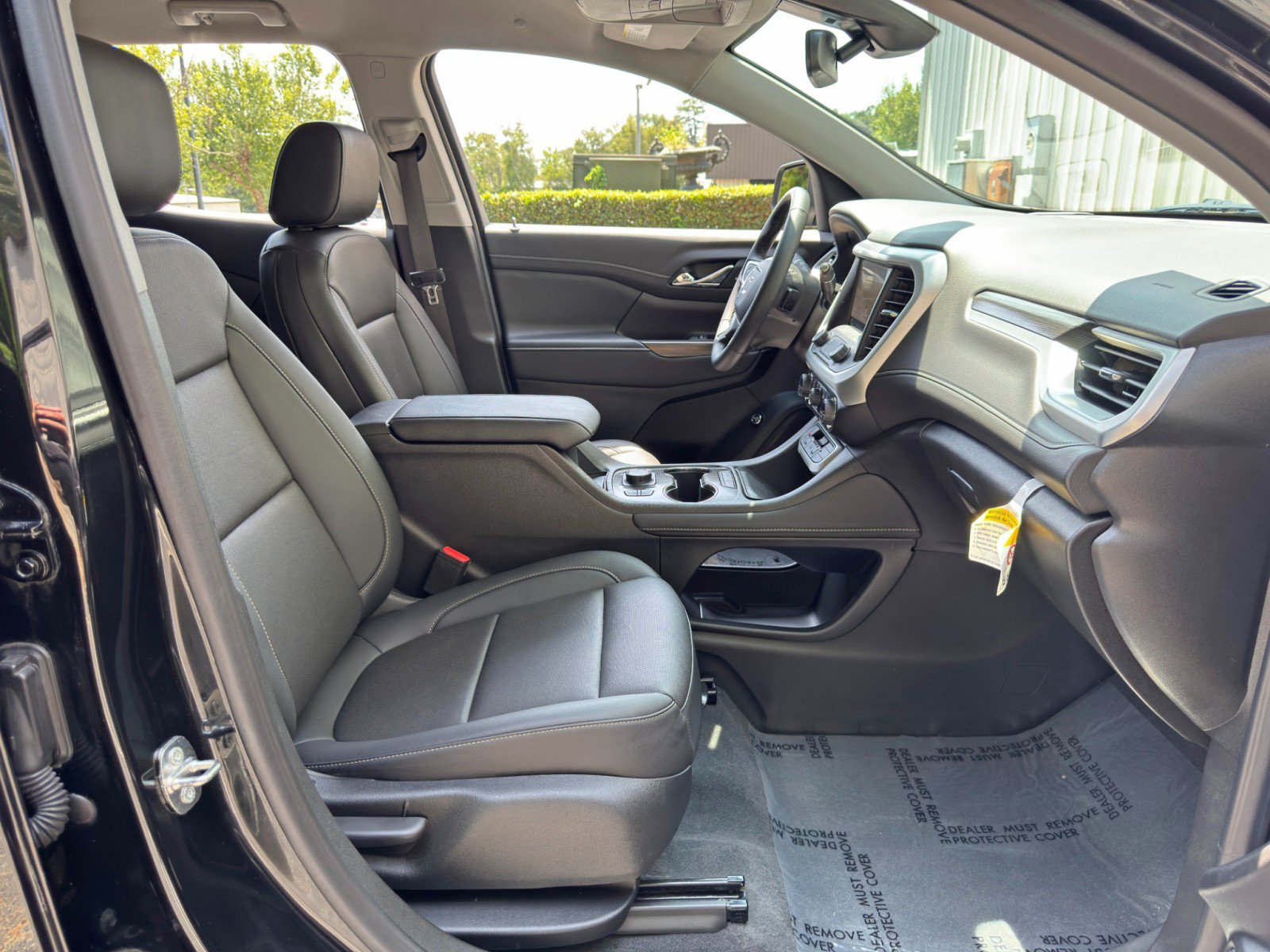 Used 2023 GMC Acadia SLT FWD image 14