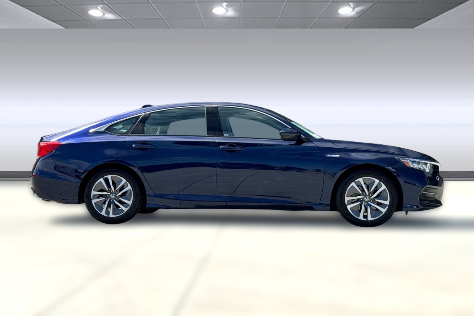 Used 2018 Honda Accord Hybrid image 7