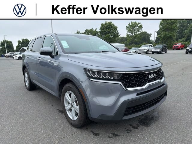 Used 2022 Kia Sorento LX FWD image 7