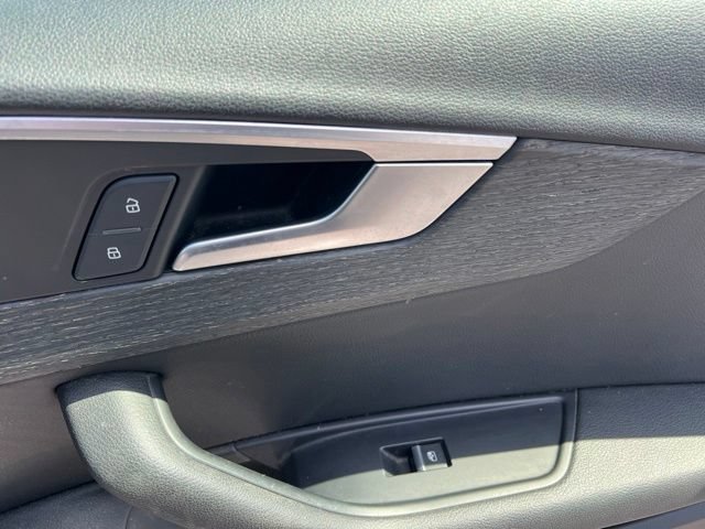 Used 2018 Audi A4 2.0T Ultra Premium w/ Convenience Package FWD image 37