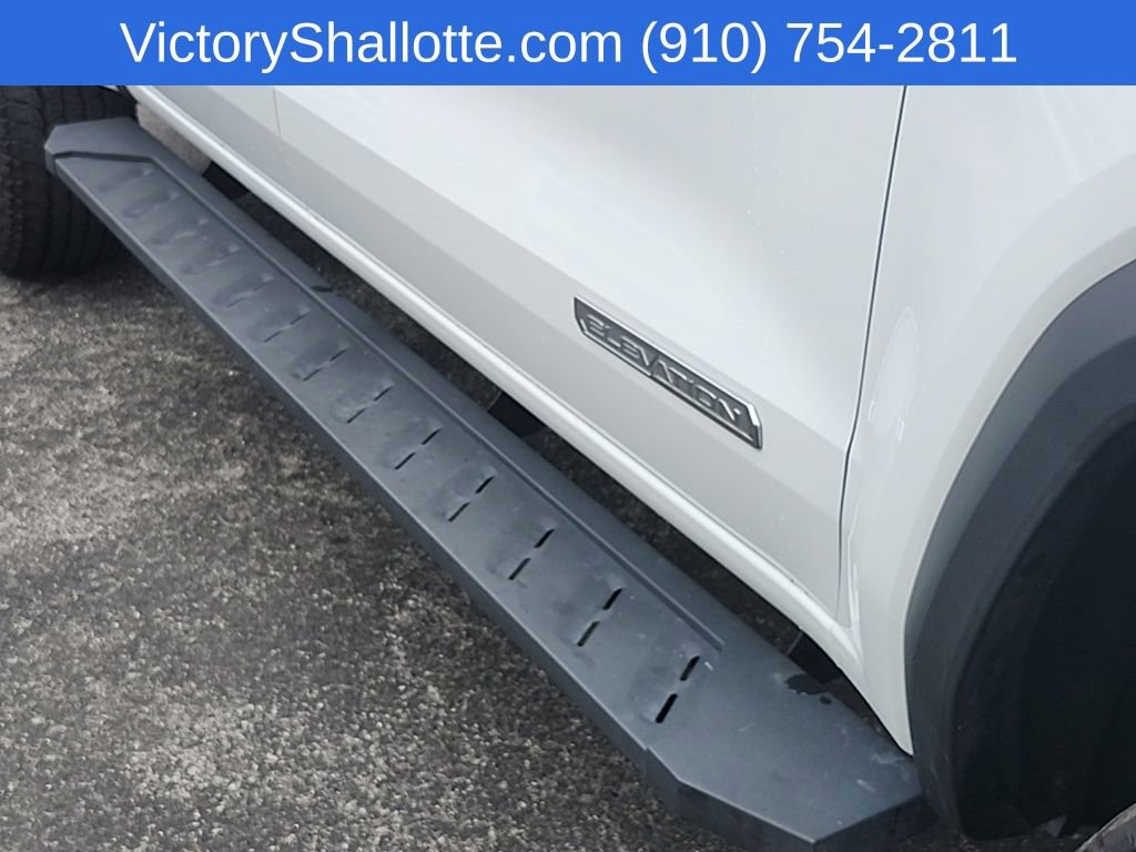 Used 2024 GMC Canyon Elevation w/ Elevation Premium Package image 29