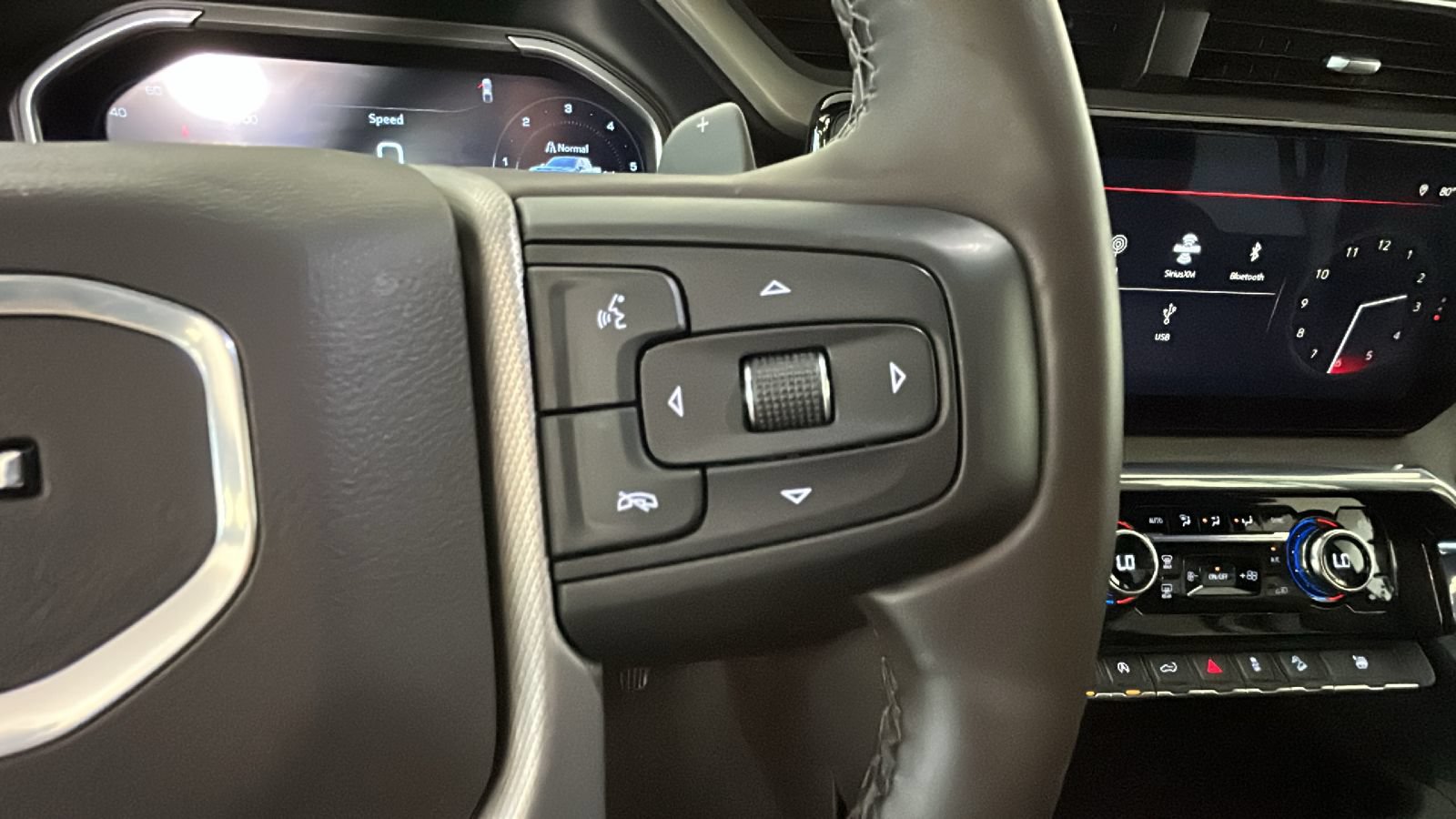 Used 2024 GMC Sierra 1500 Denali w/ Denali Reserve Package AWD/4WD image 20