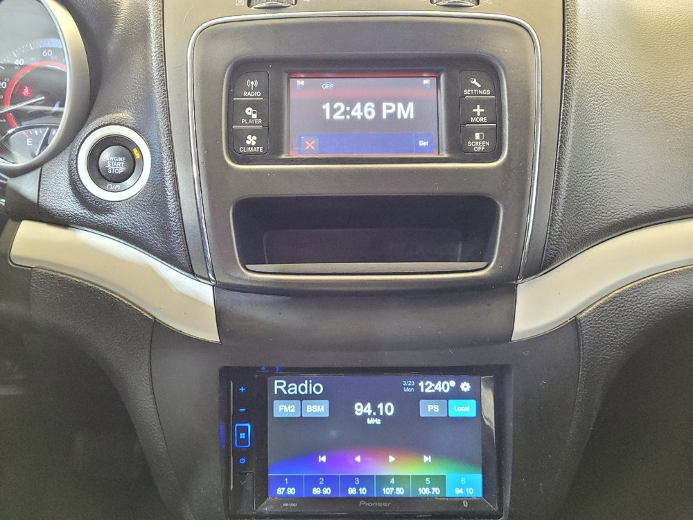 Used 2020 Dodge Journey SE image 25