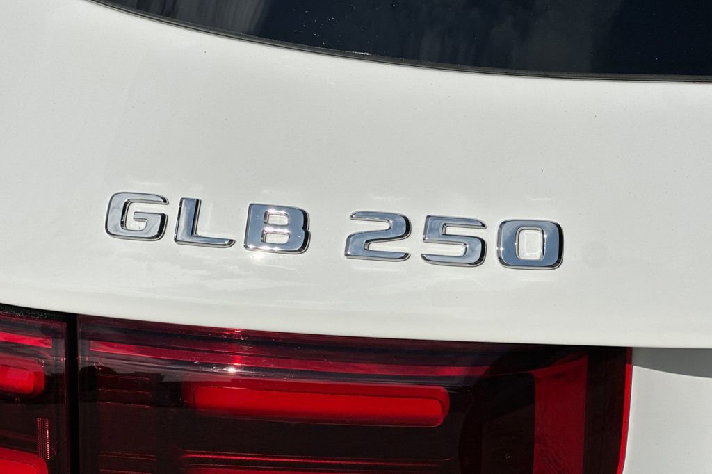 Certified 2026 Mercedes-Benz GLB 250 image 38