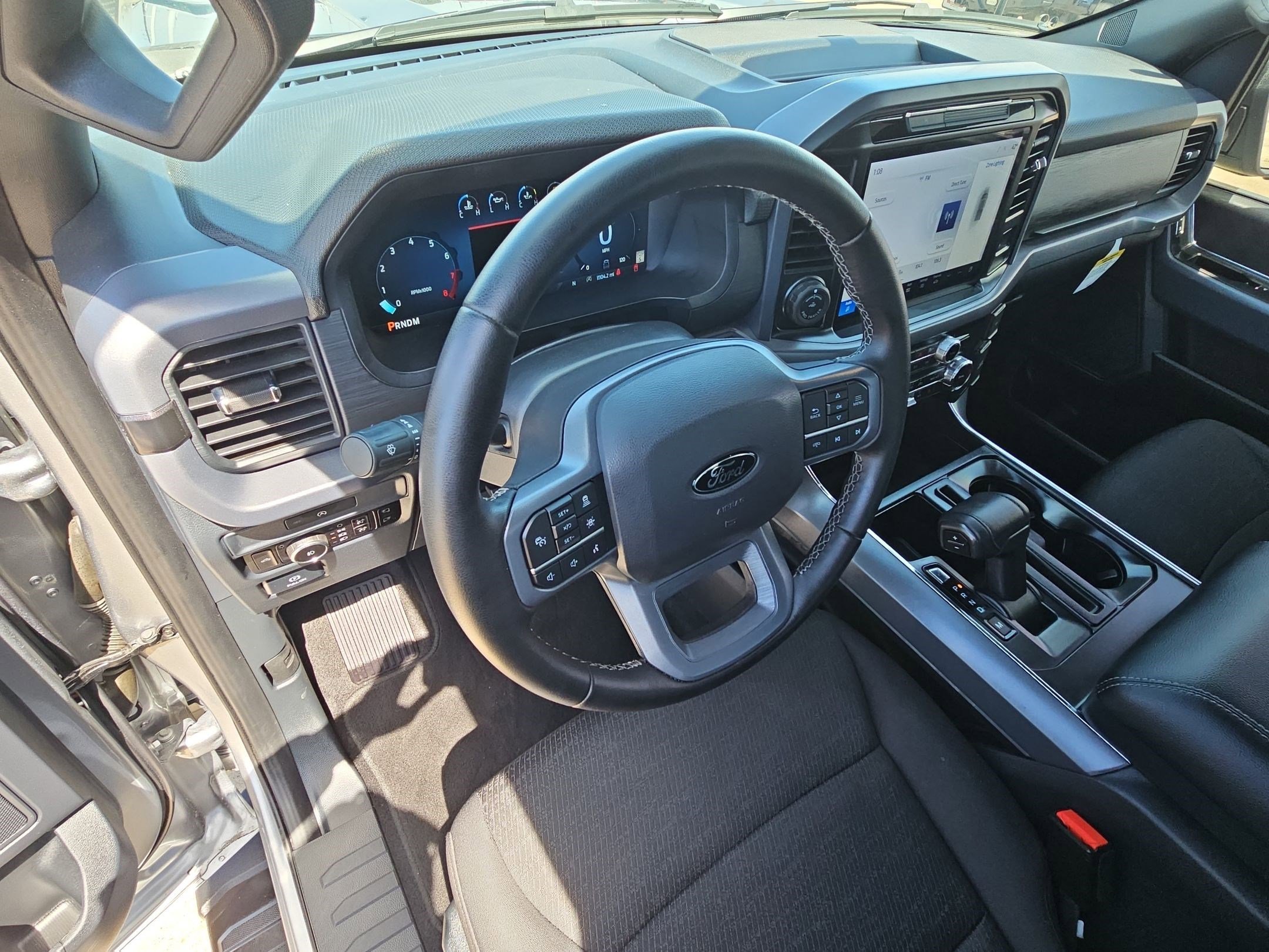 Used 2025 Ford F150 XLT w/ Equipment Group 302A MID image 15