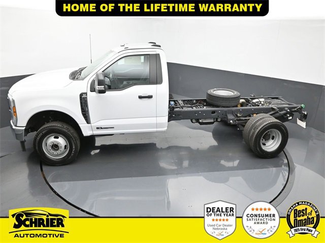 Used 2024 Ford F350 XLT image 45