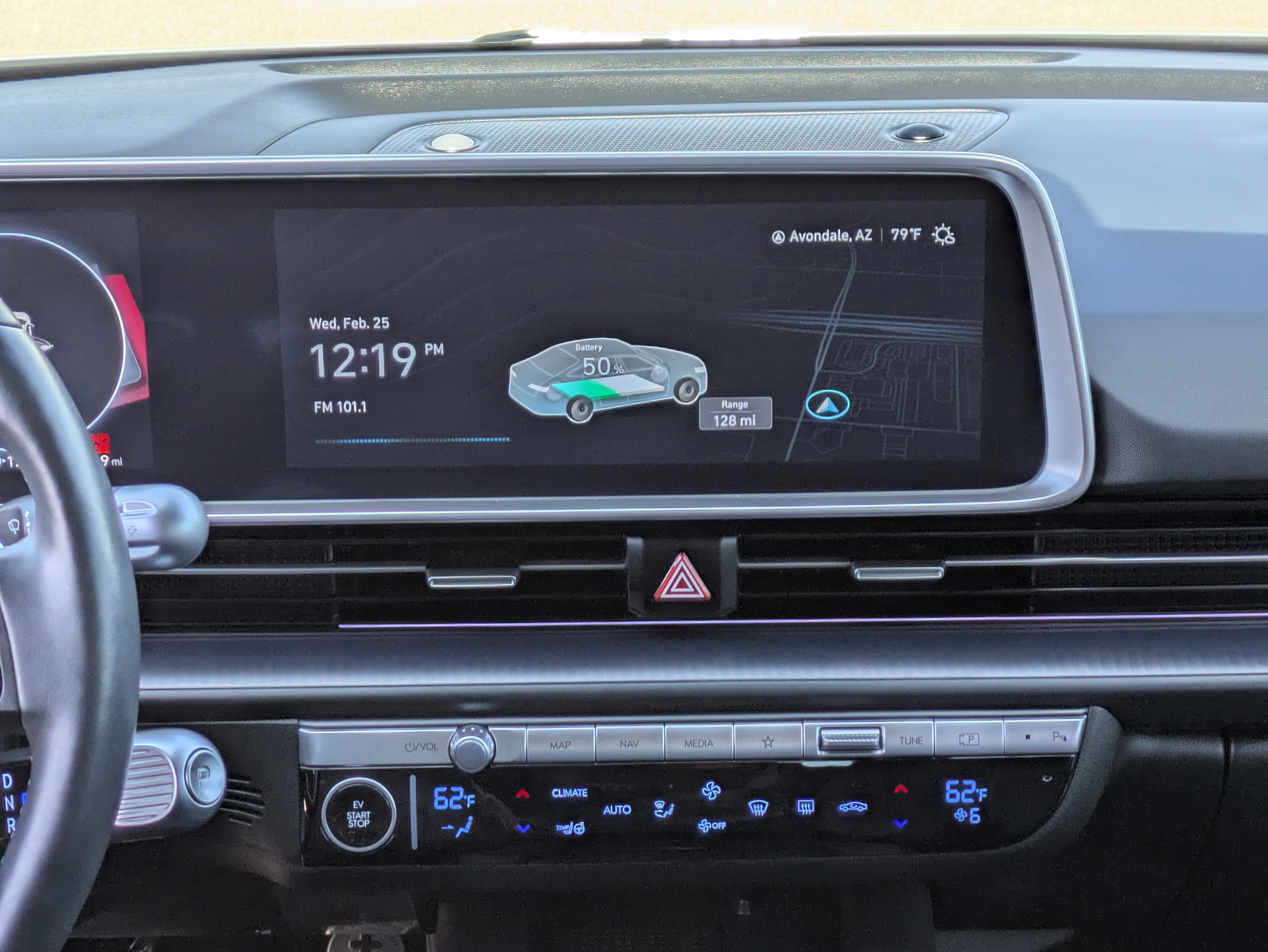 Used 2024 Hyundai Ioniq 6 Limited image 19