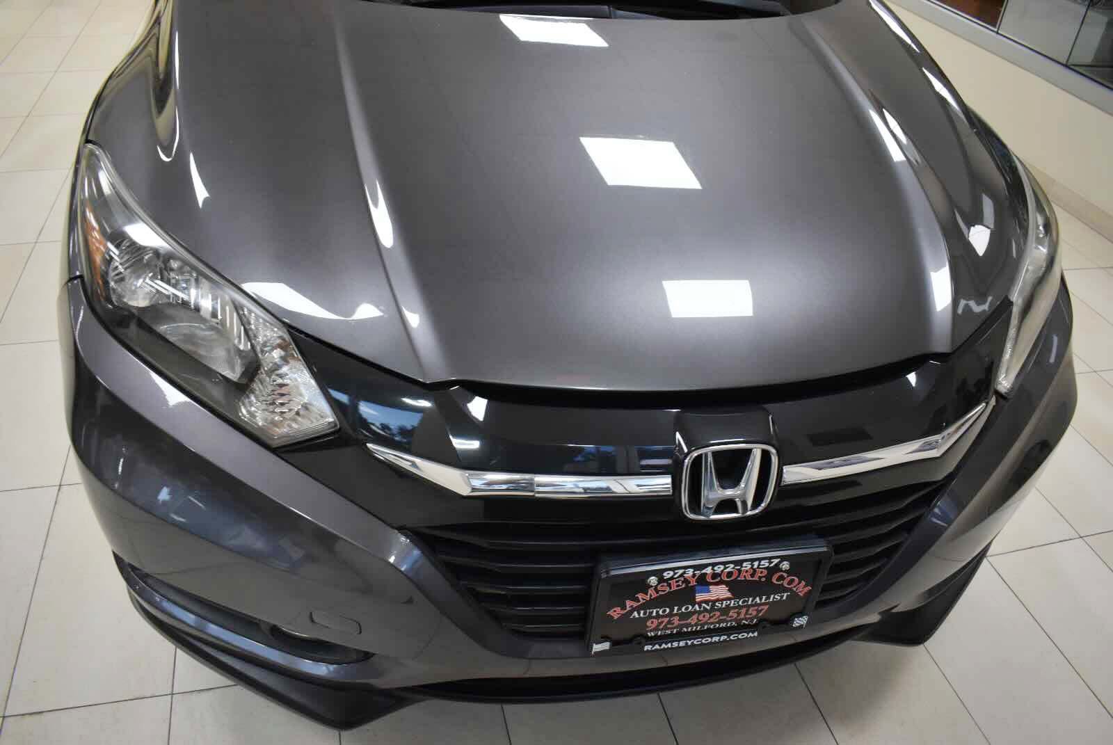 Used 2018 Honda HR-V EX image 69