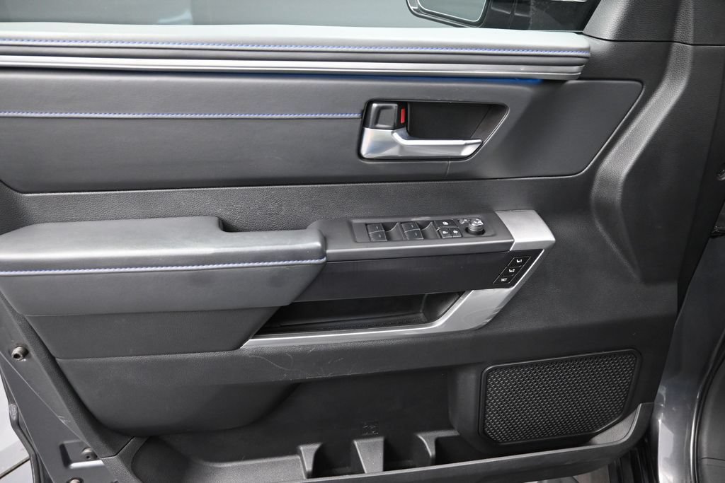 Used 2023 Toyota Tundra Platinum AWD/4WD image 10