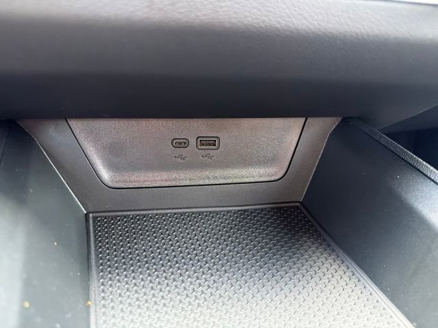 New 2026 Chevrolet Equinox LT w/ Safety and Technology Package FWD image 33