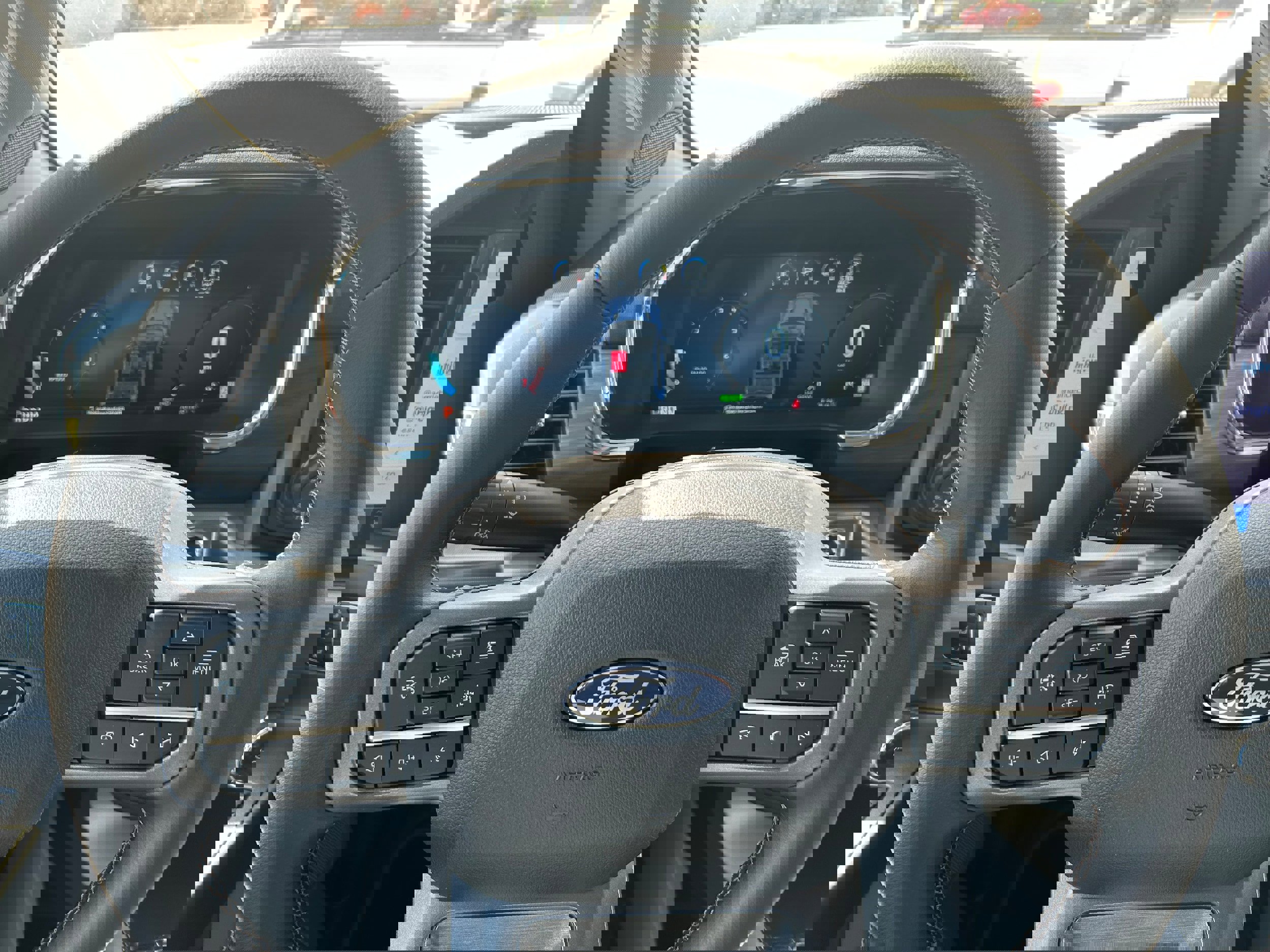 New 2025 Ford F150 Lariat w/ Equipment Group 501A Mid image 9