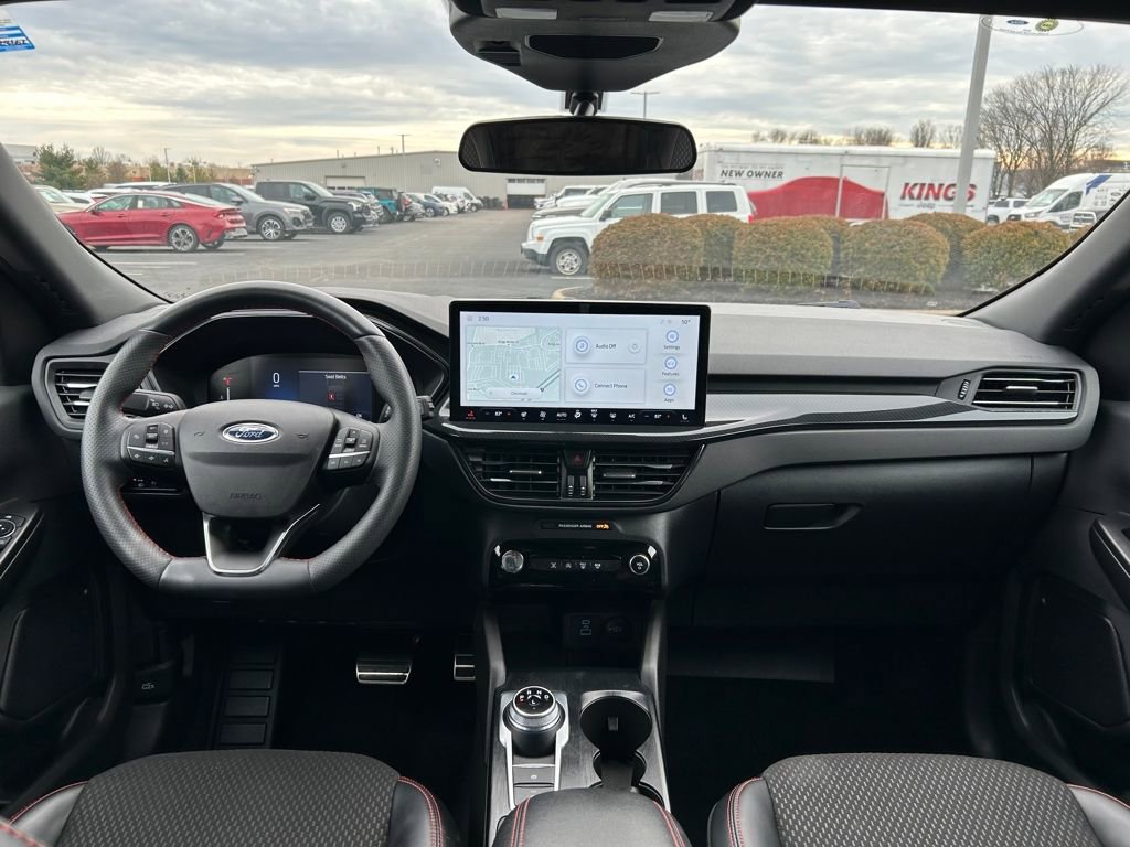 Used 2023 Ford Escape ST-Line w/ Tech Pack #1 image 9