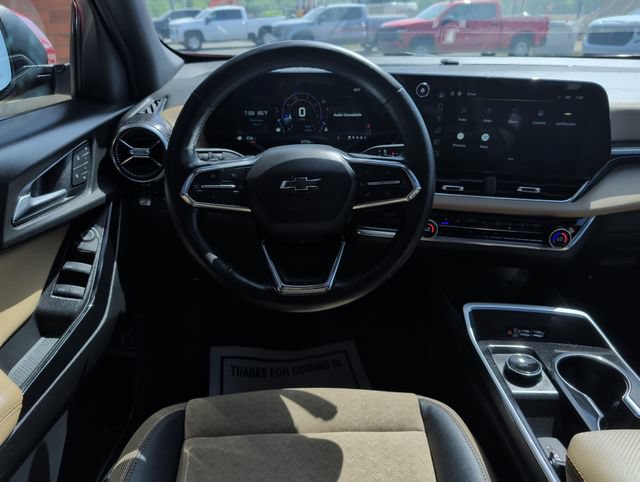 Used 2025 Chevrolet Equinox ACTIV w/ Safety and Technology Package FWD video 2