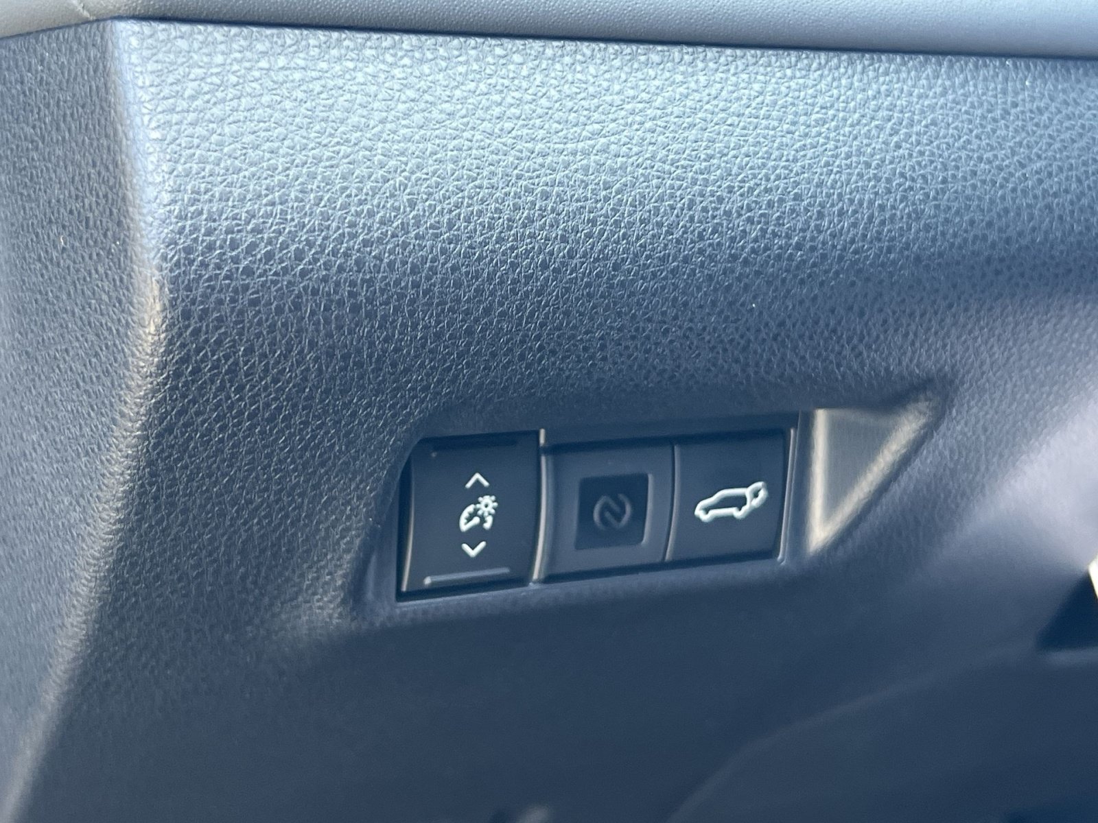 New 2026 Toyota RAV4 XSE AWD/4WD image 23
