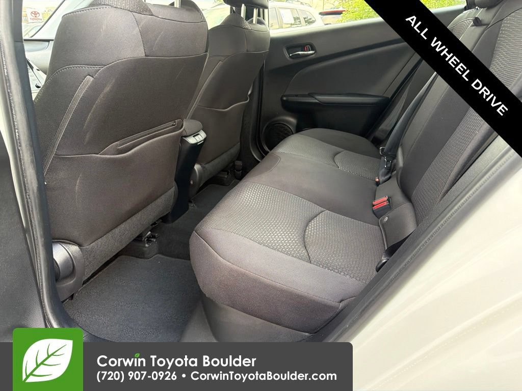 Used 2020 Toyota Prius LE w/ Carpet Mat Package AWD/4WD image 19