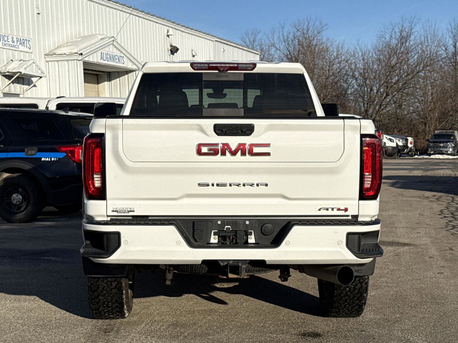 Used 2022 GMC Sierra 2500 AT4 w/ AT4 Preferred Package image 6