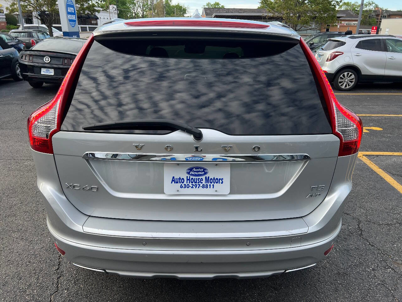 Used 2016 Volvo XC60 T5 Platinum w/ Protection Package AWD/4WD image 14